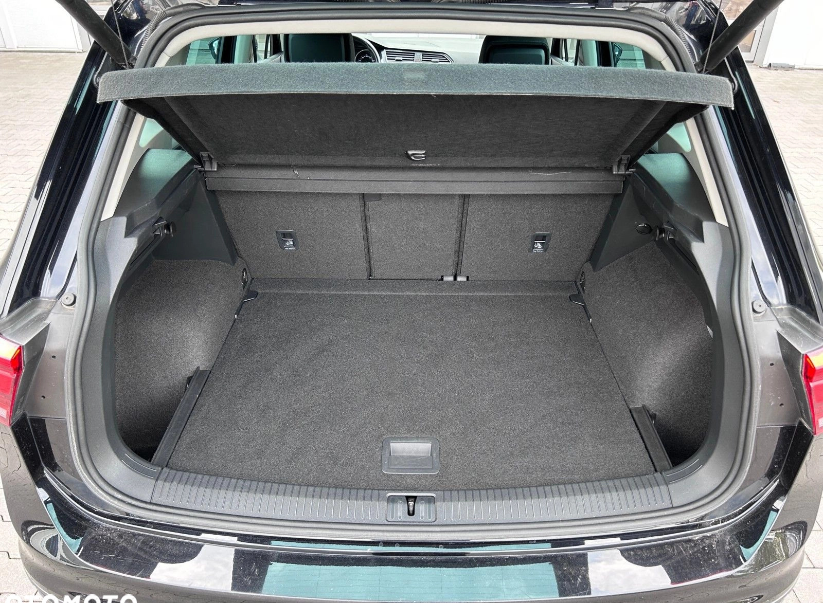 Volkswagen Tiguan cena 112900 przebieg: 71058, rok produkcji 2020 z Krzeszowice małe 781